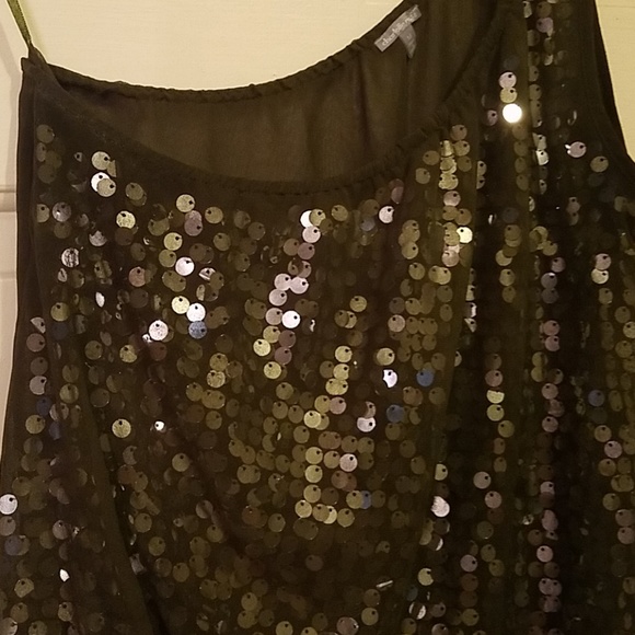 Top - Picture 3 of 4